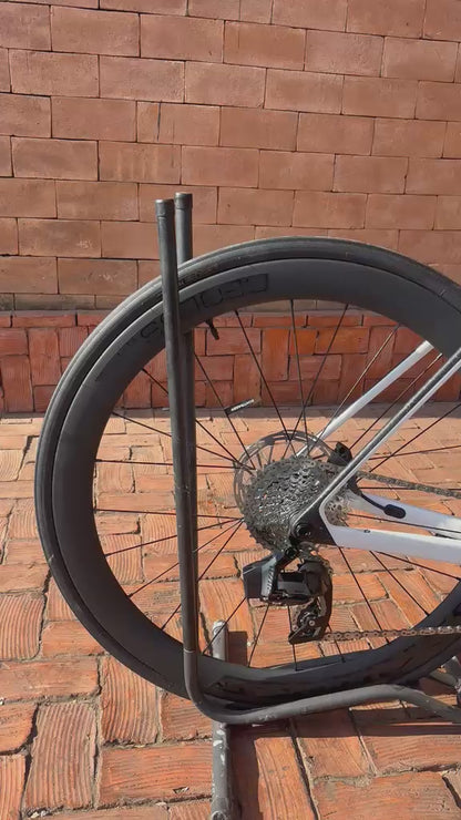 Bicicleta Trek Madone SL 6 AXS 8ª Geração Disc - Branca
